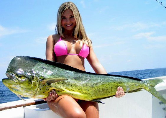hot-girls-fishing-1.jpg