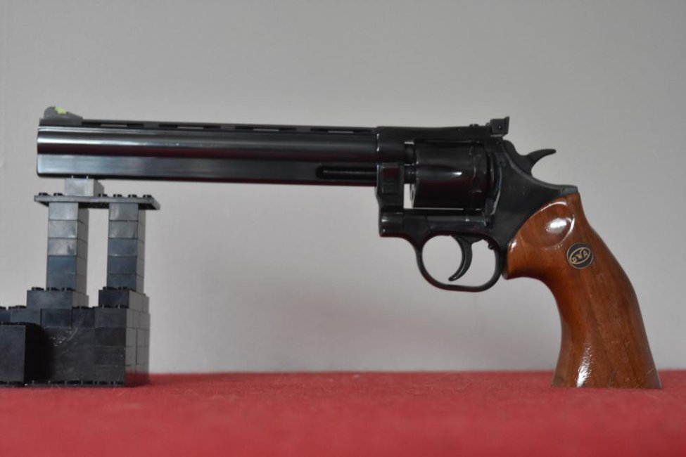 Revolver 8 in. barrel. 54 oz..jpg