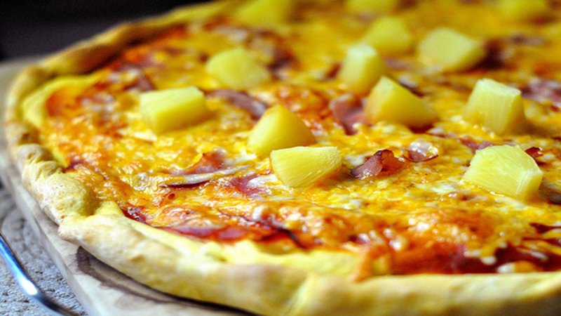 pineapple-pizza[1].jpg