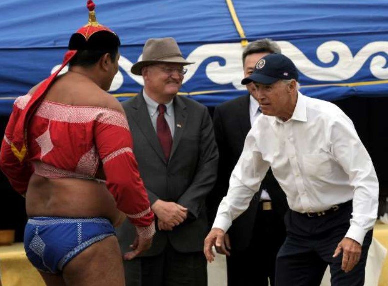 Biden wanna wrestle.jpg