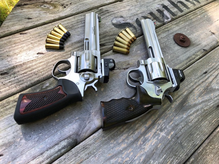 revolvers 2.jpg