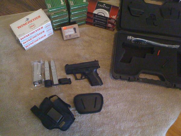 XD .40 sub compact and some goodies