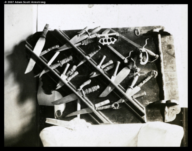 knives-and-daggers-in-a-display-case-shanghai-munipal-police-university-of-bristol-historical-photographs-of-china-reference-number-ar04-128.jpg