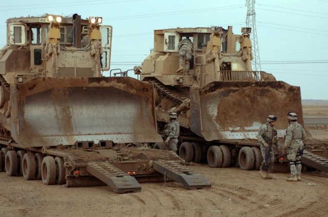 Two_US_Army_Caterpillar_D9_bulldozers_s640x425.JPEG