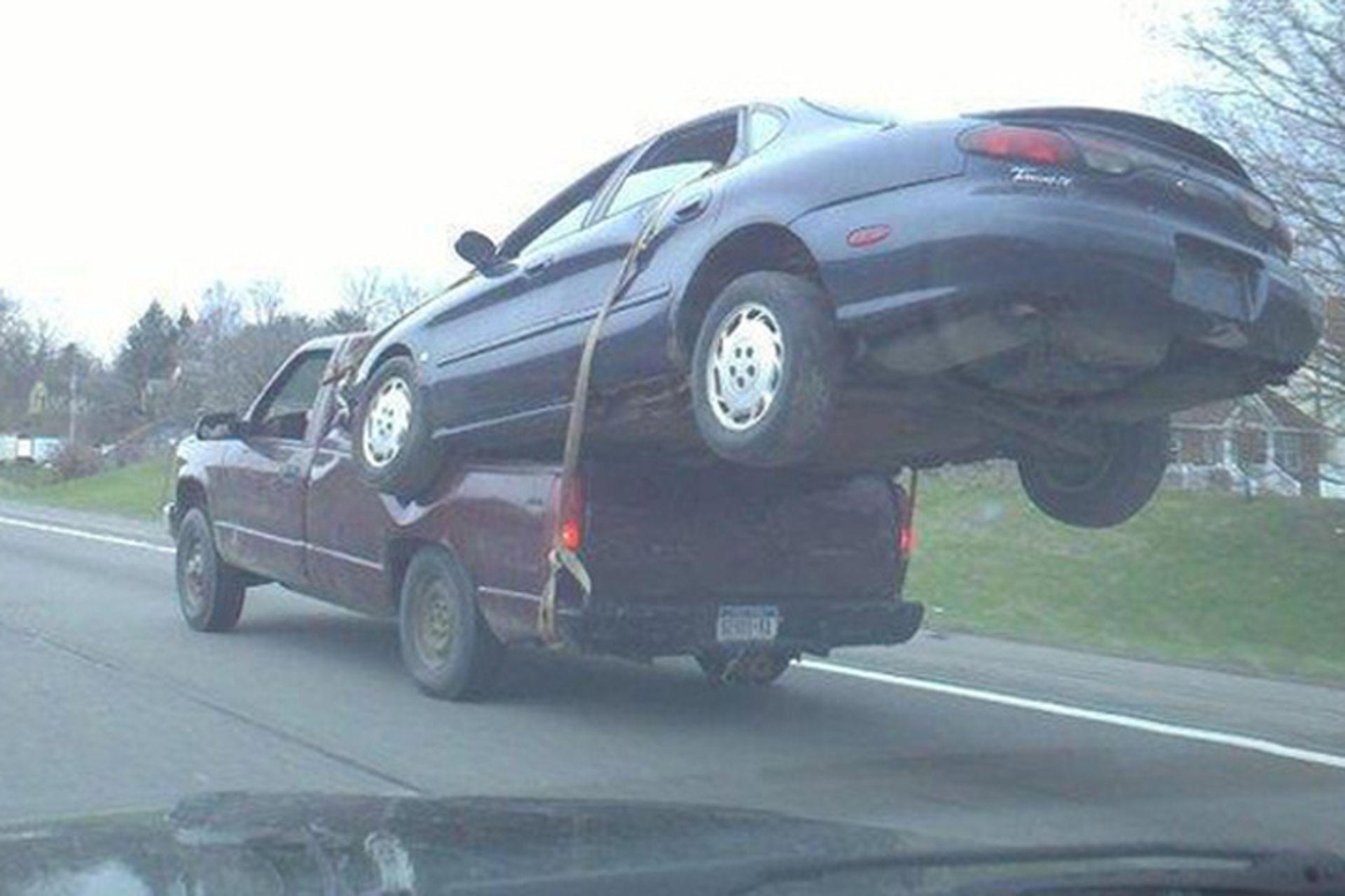 8-examples-of-how-not-to-tow-a-vehicle.jpg