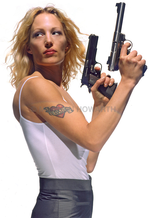 Woman-Guns.jpg